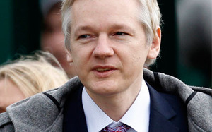 Assange permanece en la embajada de Ecuador en Londres desde junio 2012