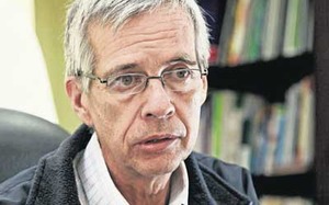 El viceministro Miguel Malo se reunió con gremios de médicos