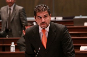 Bucaram regresa a la Asamblea separado del PRE