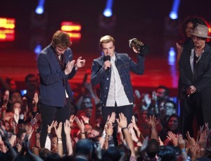 juegos-del-hambre-2014-mtv-movie-awards