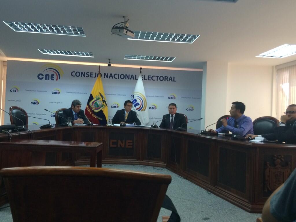 Rueda de prensa del CNE sobre el resultado en las firmas de YASunidos.