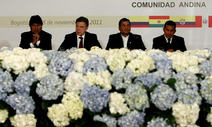 Los presidentes de la Comunidad Andina de Naciones (CAN), de izquierda a derecha, de Bolivia, Evo Morales; de Colombia, Juan Manuel Santos; de Ecuador, Rafael Correa, y de Perú, Ollanta Humala.