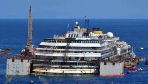 Costa-Concordia-Crucero-reflotado-Italia