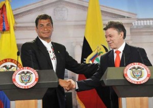 Correa-asistira-posesion-Juan-Manuel-Santos