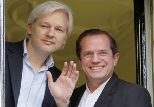 Reino-Unido-Assange-solucionar-situacion-dificil-costosa