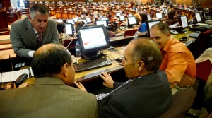 asambleistas-se-allanaron-codigo-monetario