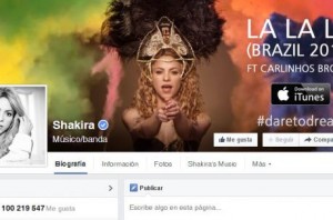 shakira-facebook