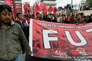 Las organizaciones sindicales agrupadas en el FUT, anticipan que la enmienda laboral significará el fin del sindicalismo, de la estabilidad laboral y del contrato colectivo.