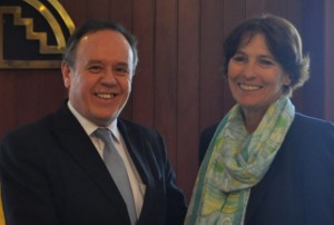 union europea pablo guman e irene Horejs www.andina.com.pe