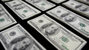 dolar-ap-archivo