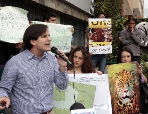 planton del grupo yasunidos