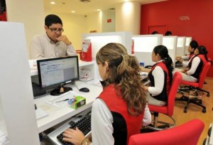 trabajadores-ECUADORTIMES-ECUADORNEWS