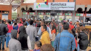 colombianosferiadoecuador-ecuadornews-ecuadortimes