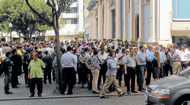 REPLICAS-ECUADORTIMES-ECUADORNEWS