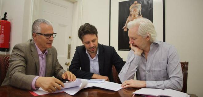 ASSANGE-ECUADORTIMES-ECUADORNEWS