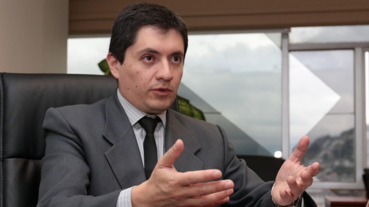 ECONOMISTA-ECUADORTIMES