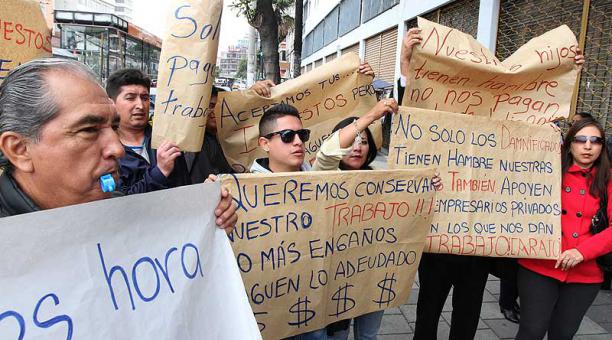 PLAZA DEUDA PUBLICA-ECUADORTIMES-ECUADORNEWS