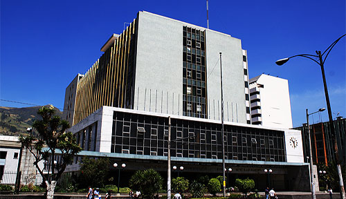bancoCentral-Ecuadortimes
