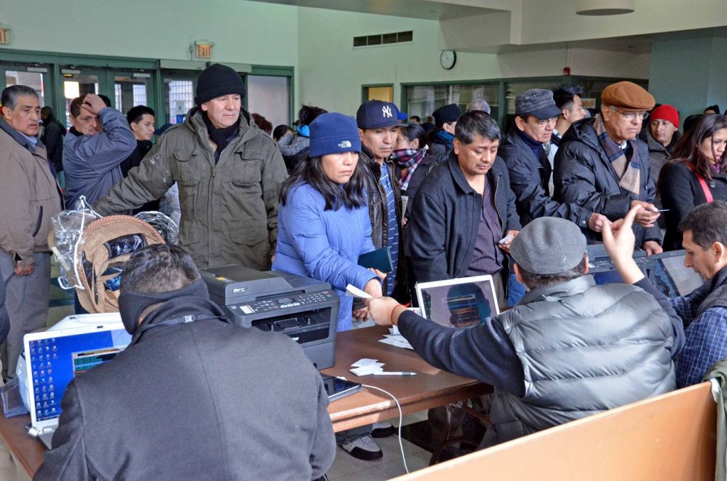 migrantes ecuatorianos-ecuadortimes