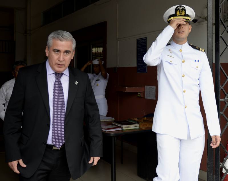 DEFENSA-ECUADORTIMES