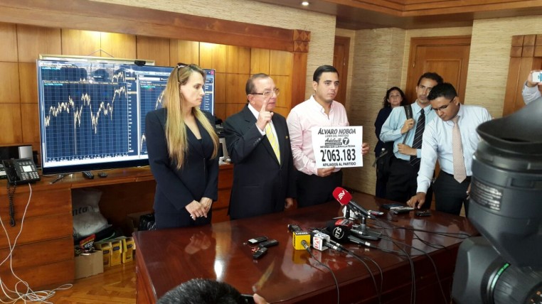 alvaro-noboa-expreso-ecuadprtimes