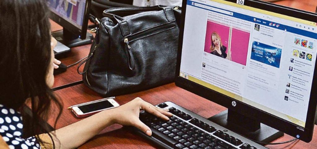 redes-sociales-ecuadortimes