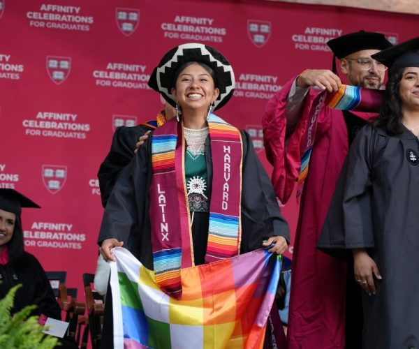 ecuador-times-ecuador-news-amy-chalan-the-first-kichwa-saraguro-to-graduate-from-harvard