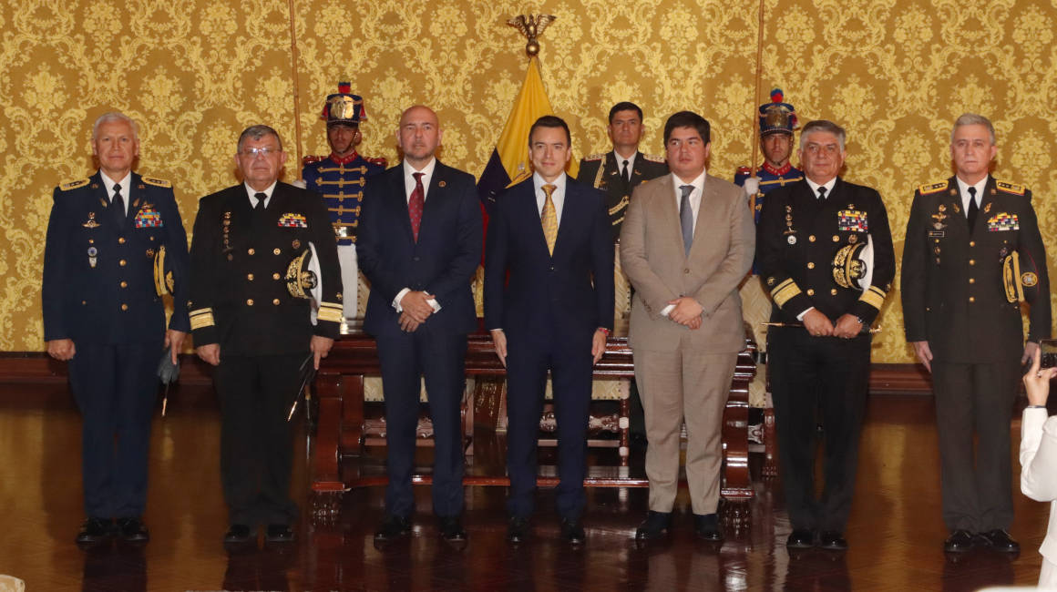 ecuador-times-ecuador-news-daniel-noboa-and-the-new-military-chief-talk-about-a-war-against-organized-crime