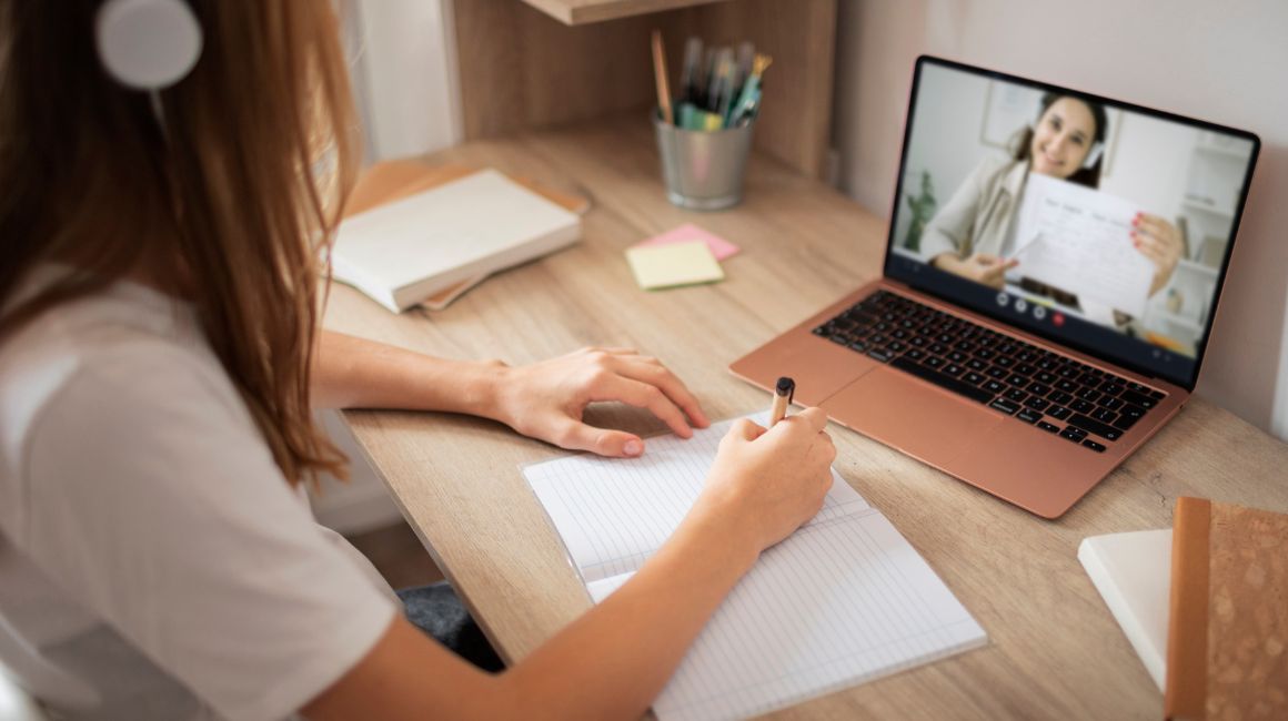 ecuador-times-ecuador-news-ecuadorians-can-apply-for-free-online-courses-from-yale-university