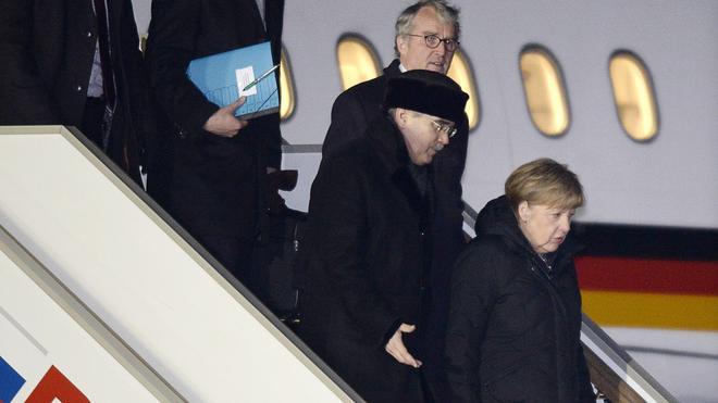 MERKEL-llega-rusia-afp