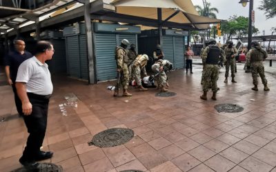 ecuador-times-ecuador-news-on-the-hunt-for-tattoos-this-is-what-the-military-checkpoints-are-like-in-guayaquil