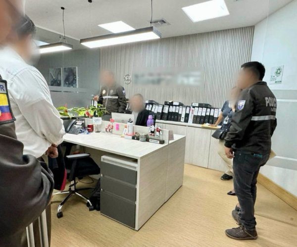 ecuador-times-ecuador-news-prosecutors-office-raided-insurance-offices-in-guayaquil-for-a-case-of-alleged-embezzlement